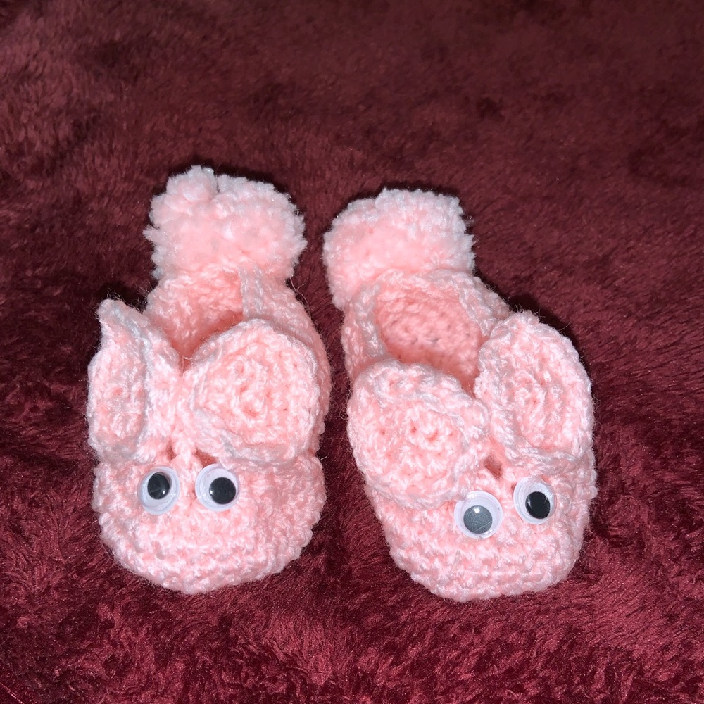handmade crochet baby slippers